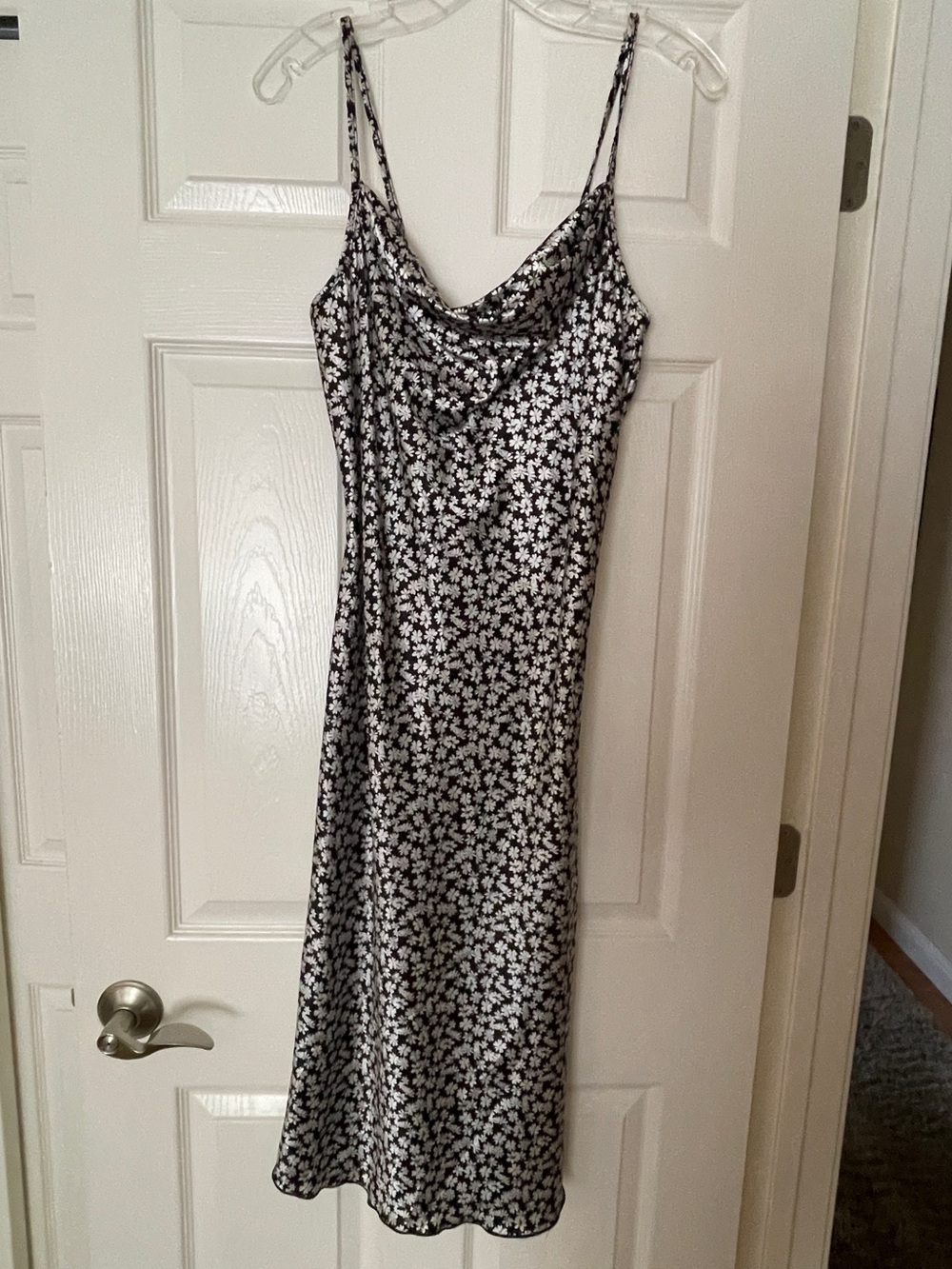 bebe Black & White Floral Satin Bias Cut Midi Slip Dress - Size Medium